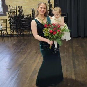 Revelry Dawson Classic Emerald 614 Velvet Bridesmaid Dress Size 8